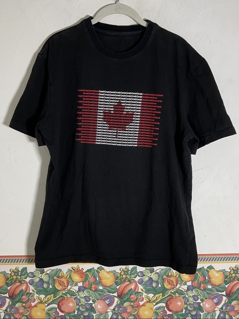 Holt Renfrew HR Canada Graphic Word Art Tee Size L Black Men’s